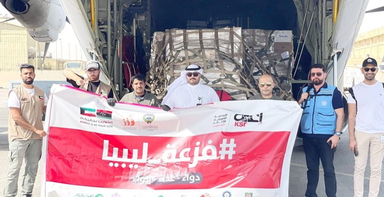 إقلاع الطائرة السابعة من الجسر الجوي الكويتي لإغاثة ليبيا تحمل 10 أطنان مواد إغاثية وسيارة إسعاف