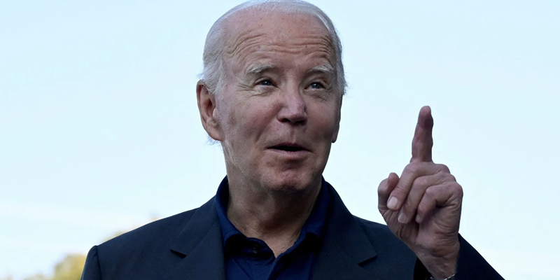 طبيب سابق في البيت الأبيض يكشف عن تدهور "مقلق" بصحة بايدن