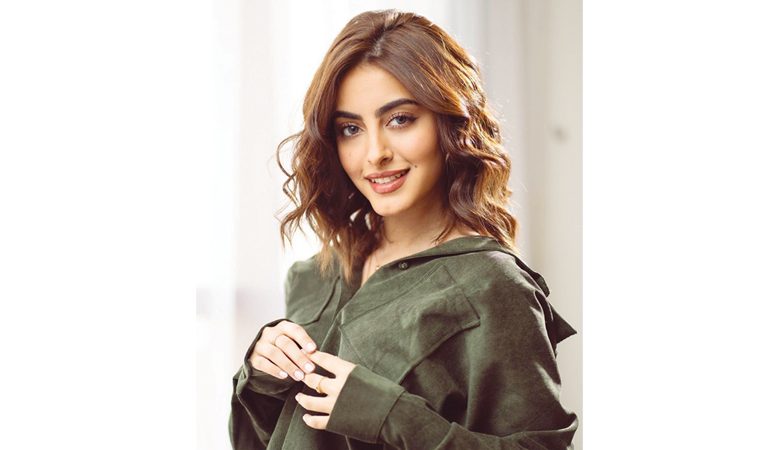 جود عزيز تعانيمن مرض في القلب: "أنا عايشة بس ميتة"