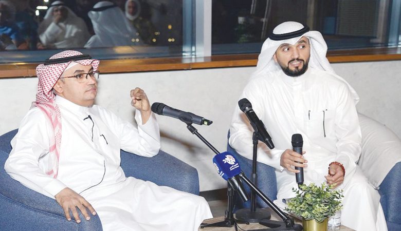 الشاعر السعودي محمد يعقوب: نعيش عالماً متناقضاً ومكشوفاً