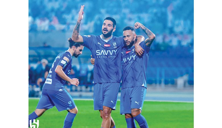 الهلال … صدارة بس