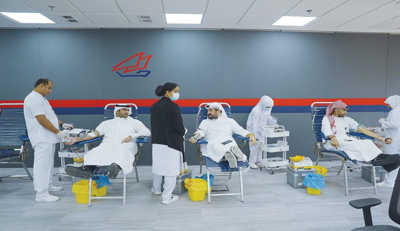"الخليج" يدشن حملة للتبرع بالدم ضمن جهوده لترسيخ مبادئ الاستدامة