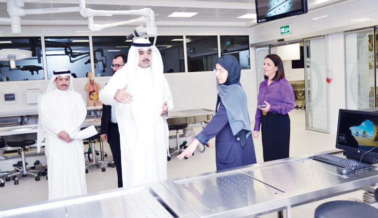 مدير جامعة الكويت: نسعى إلى زيادة أساتذة الكليات الطبية واستقبال عدد أكبر من الطلبة