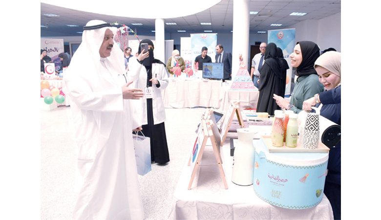 "الطب الطبيعي": مواعيد انتظار مراجعة الأطفال وكبار السن "صفر"