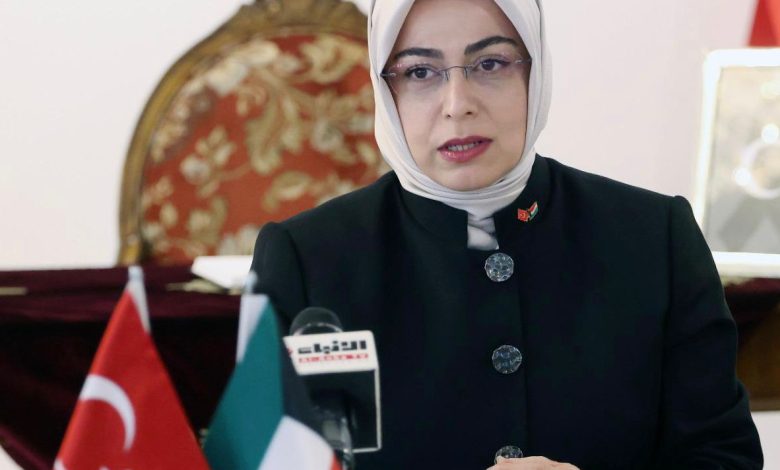 السفيرة التركية تتصل بالمواطن الكويتي الذي تعرض للاعتداء في طرابزون
