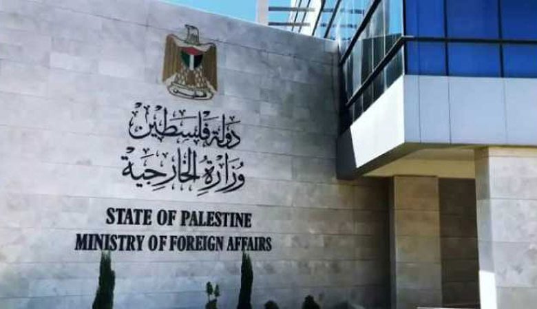 السلطة الفلسطينية تطالب بضغط دولي لوقف جرائم الاحتلال