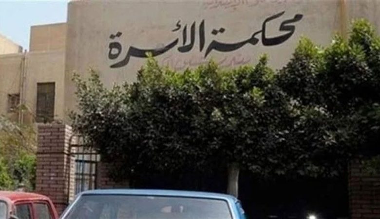 بعد 20 يوماً من الزفاف تطلب الخلع من "ابن أمه"
