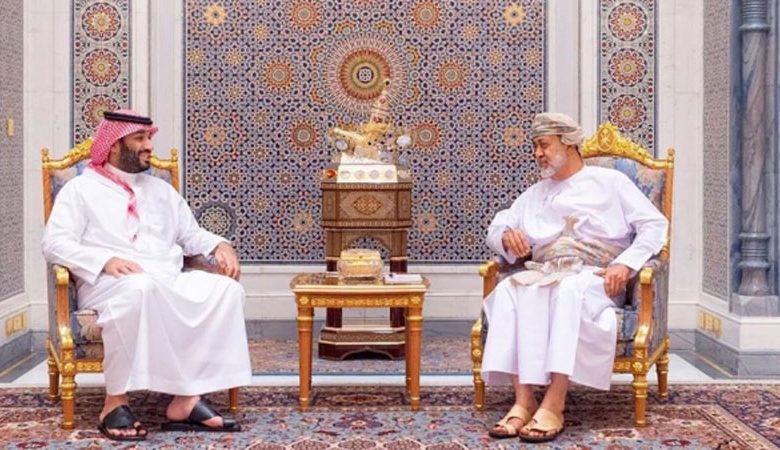 زيارة ولي العهد السعودي تدشن انطلاقة جديدة لعلاقات الرياض ومسقط