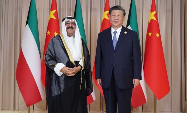 سمو ولي العهد والرئيس جين بينغ يشهدان توقيع 7 اتفاقيات بين الكويت والصين