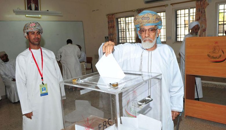 عُمان تنشر قوائم الناخبين الأولية لانتخابات مجلس الشورى