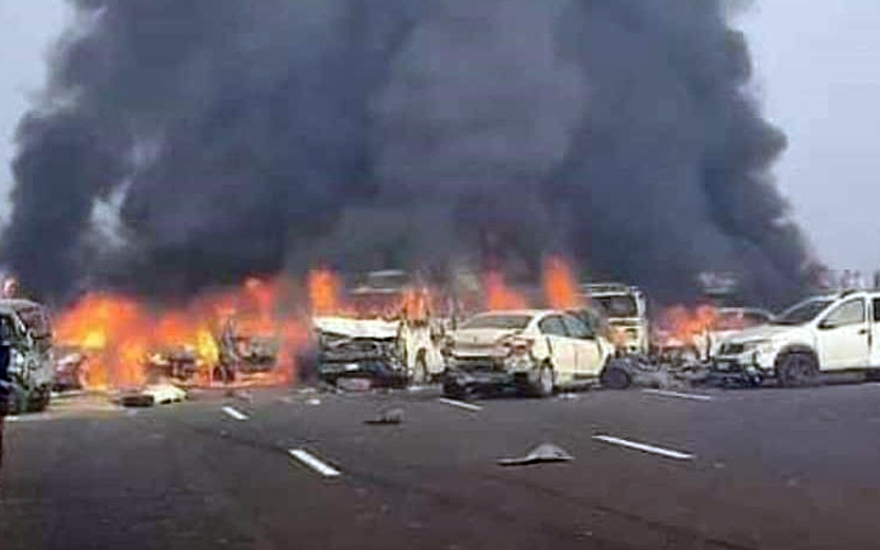 مصر.. مقتل 32 شخصا جراء حادث سير مروع في محافظة البحيرة