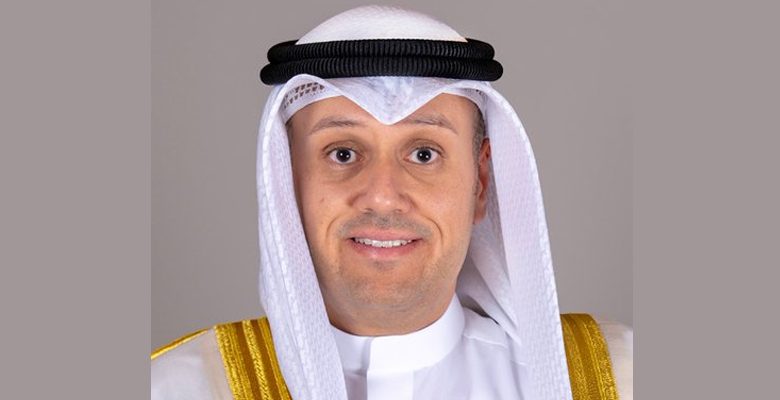 الجارالله يحيل 60 موظفا بالمالية للتقاعد