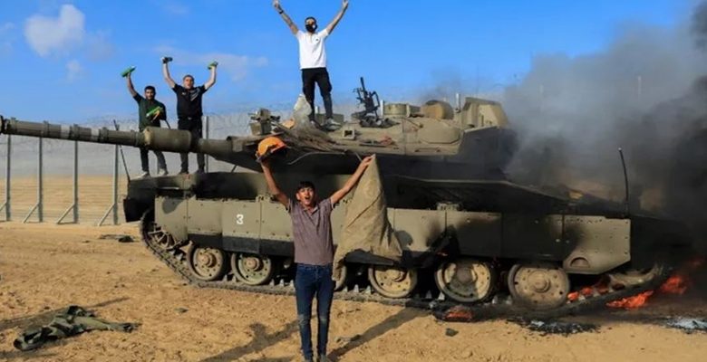 كتائب القسام تنشر فيديو لتدمير دبابة ميركافا الإسرائيلية على تخوم غزة