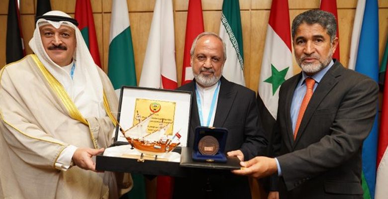  وزير الصحة يعلن فوز ثلاثة أطباء بجائزة الكويت لمكافحة الأمراض