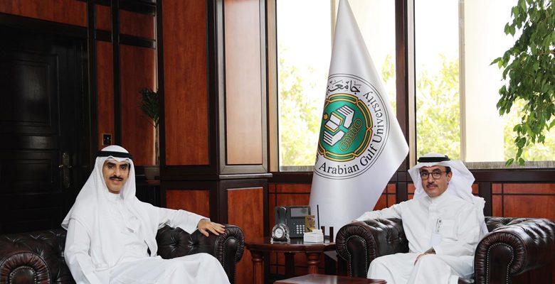 السفير الكويتي يشيد بالقفزات النوعية التي حققتها جامعة الخليج العربي