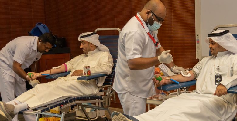 "التطبيقي" تطلق حملة التبرع بالدم "تبرعك بالدم ينقذ حياة"