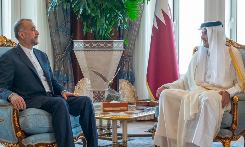 أمير قطر يبحث مع وزير الخارجية الإيراني تطورات الأوضاع في الأراضي الفلسطينية