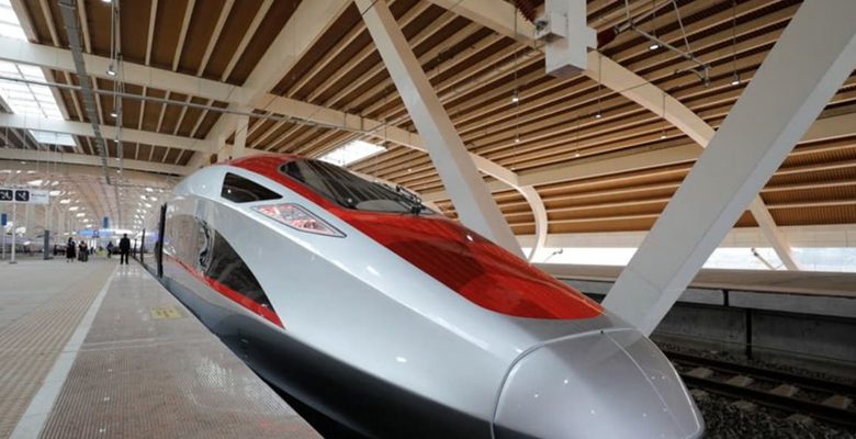 إندونيسيا تطلق أول خط لقطار فائق السرعة في منطقة جنوب شرق آسيا