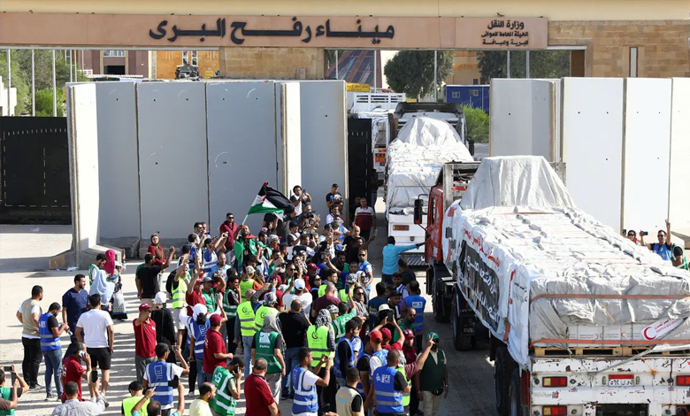 17 شاحنة.. دفعة مساعدات ثانية تستعد لدخول قطاع غزة الأحد