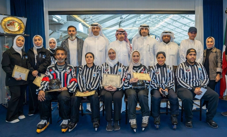 اختيار حكمين كويتيين لإدارة مباريات كأس العالم لهوكي الجليد للرجال والناشئات