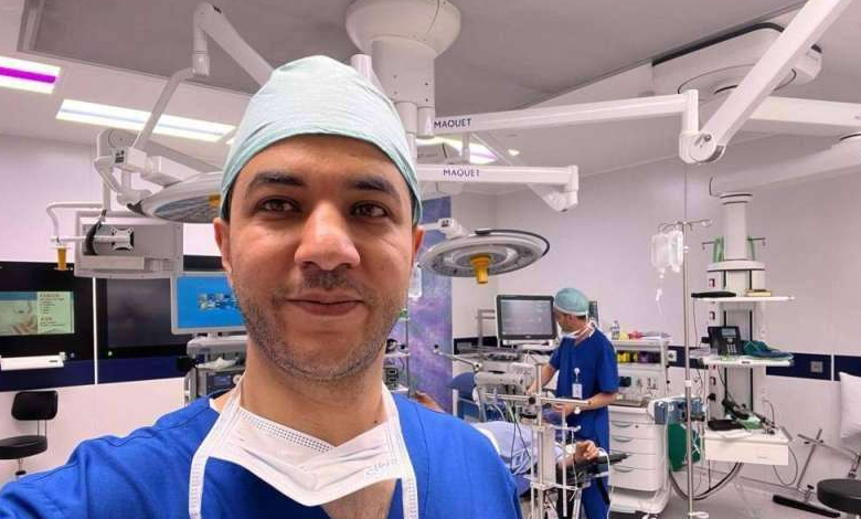 مدير مستشفى الكويت التخصصي في غزة: الاحتلال الإسرائيلي يستخدم أسلحة محرمة دوليا