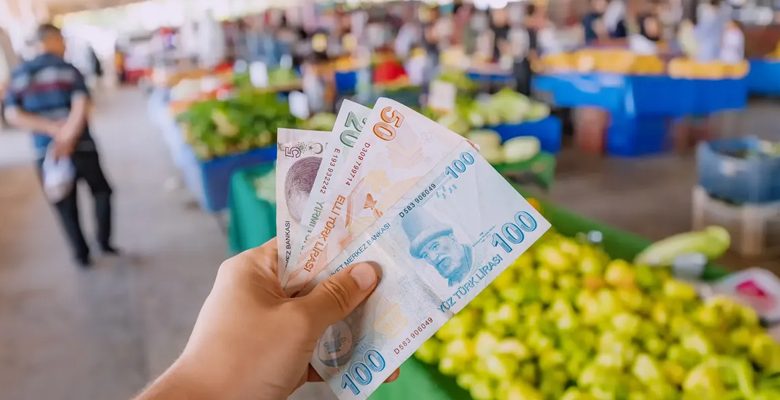 مرتفعا للشهر الثالث على التوالي.. التضخم في تركيا يتجاوز 61%