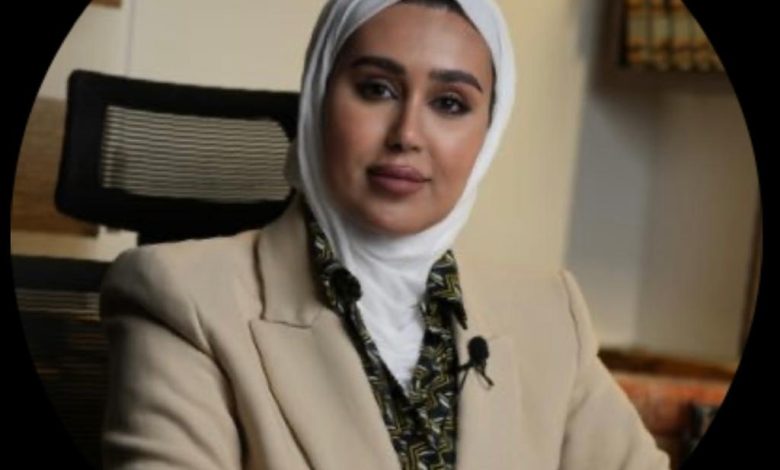المحامية المطيري: ضباط مباحث اعتدوا على أم وابنها وابن أختها