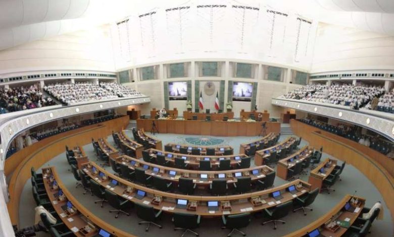 مطالبات نيابية برفض اعتماد أوراق السفيرة الأميركية الجديدة في الكويت