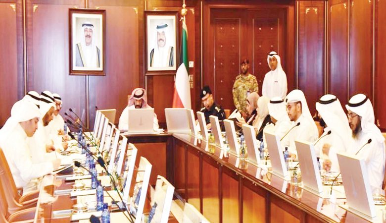 إقرار لائحة تكويت العقود الحكومية ورفعها إلى مجلس الوزراء