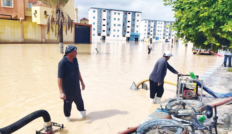 السيول تُغرق مدن مصر الحدودية مع ليبيا وطوارئ بالأسكندرية