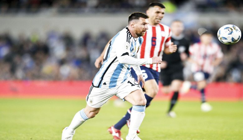 تهديدات للاعب "بصق" على ميسي
