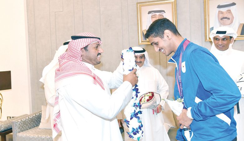 العيبان والبيدان يشيدان بإنجازات الكويت
