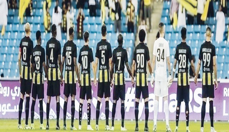 تمثال قاسمي يلغي مباراة بدوري "الأبطال"