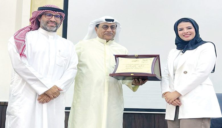 علي عاشور: الكاتبات العربيات أسهمن في تطوير أدب الطفل
