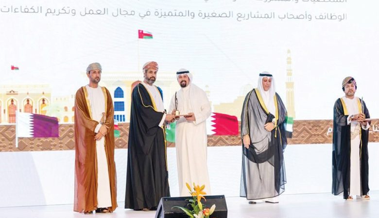"برقان"يحصد جائزة التميّز في"توطين العمالة"