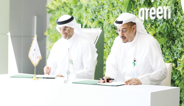 جامعة "AIU" تتعاون مع "بيتك" لتعزيز التميز الأكاديمي