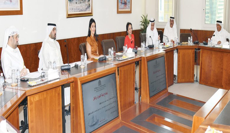 "تجارة الغرفة" بحثت طرق تدفق السلع للأسواق لضمان توفيرها بأسعار تنافسية