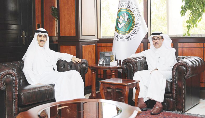 السفير الجابر: قفزات مشهودة حققتها جامعة الخليج العربي