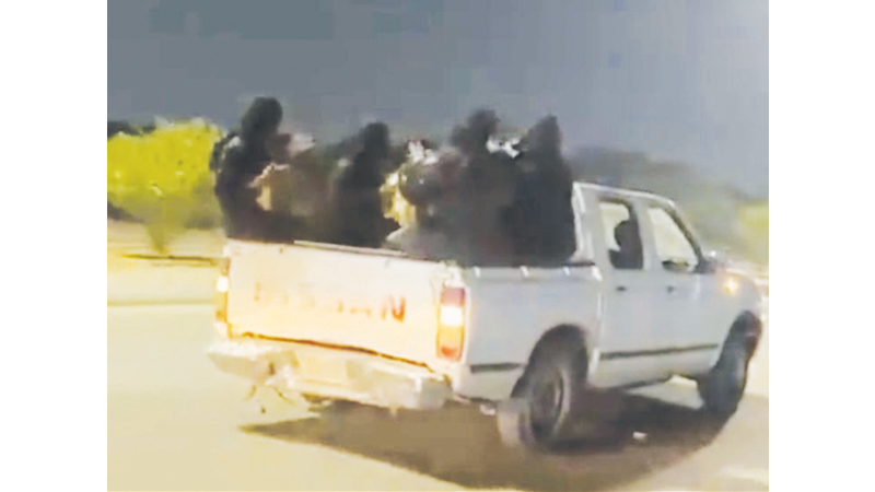 زفة نسائية في صندوق "وانيت" تثير الجدل بالسعودية