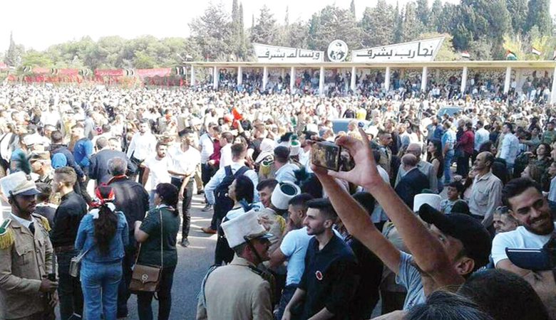 66 قتيلاً وعشرات المصابين بهجوم بالمسيّرات على حفل عسكري بحمص