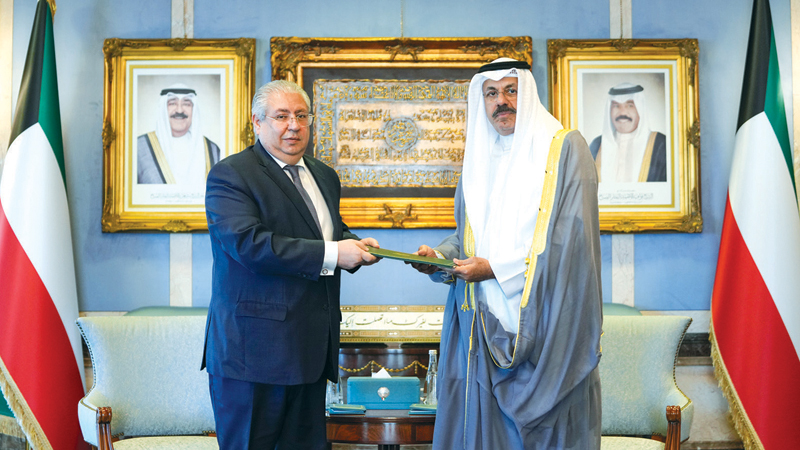 النواف تسلَّم دعوة نظيره المصري لزيارة القاهرة