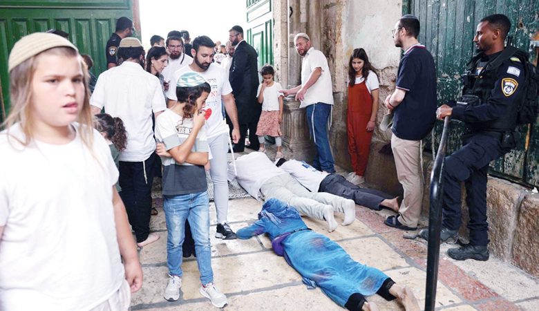 الرئاسة الفلسطينية تحذر: لا أمن ولا استقرار دون السيادة والمقدسات