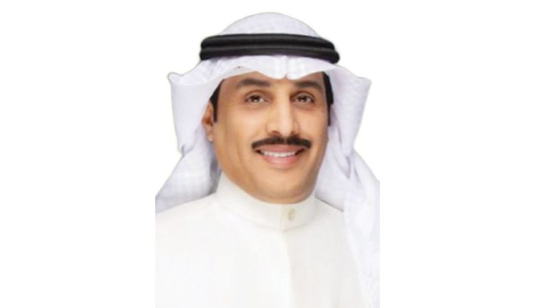 العنزي يقترح "زحزحة" جسر مشاة "غرناطة" قطعة 3