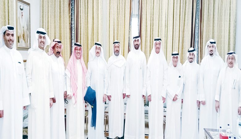 السفير البحريني أولم على شرف عائلة الخريش العجمي