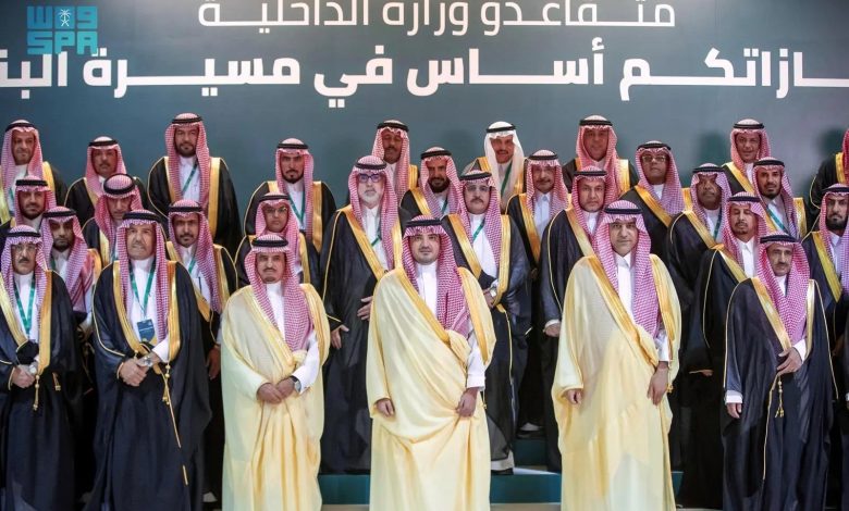 وزير الداخلية السعودي للمتقاعدين: دوركم في خدمة الدين والمليك والوطن لا يتوقف