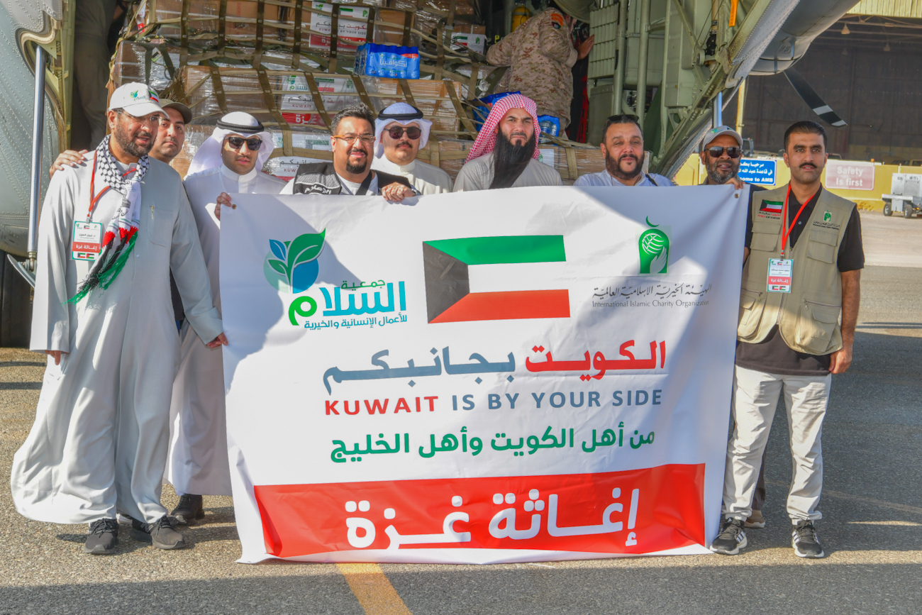 المجتمع المدني يُطالب بوقف استقطاعات الجمعيات الخيرية من تبرعات غزة