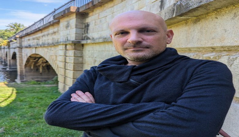 استقالة مسؤولين بالخارجية الأميركية احتجاجاً على الدعم المُطلق لإسرائيل
