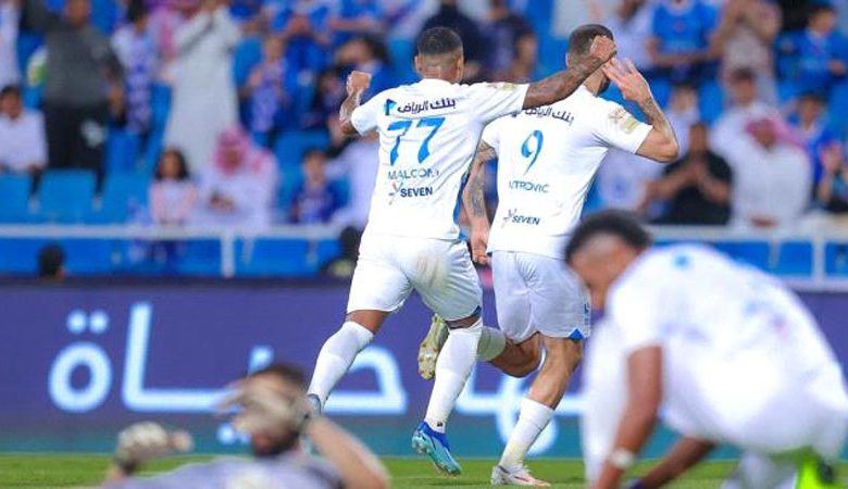 الهلال عزّز صدارة الدوري