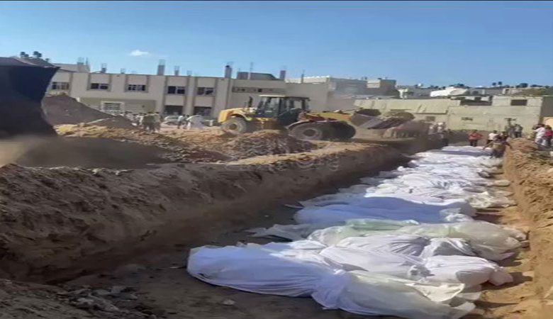 شهداء غزة إلى 4 آلاف بينهم 1756 طفلاً ومقبرة جماعية ثانية لمجهولي الهوية