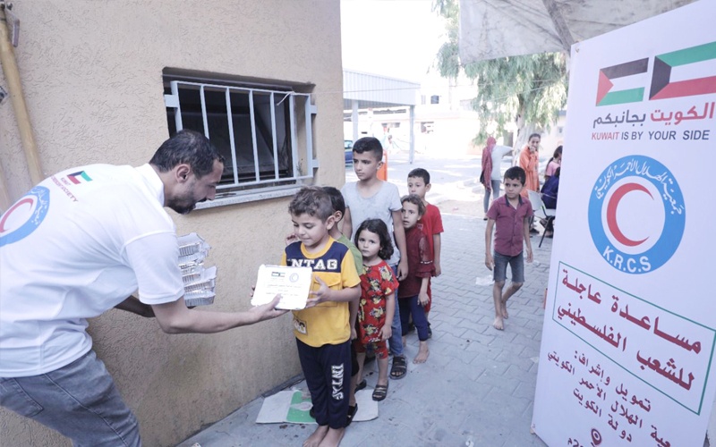 (الهلال الاحمر الكويتي): معظم المساعدات الكويتية دخلت إلى قطاع غزة